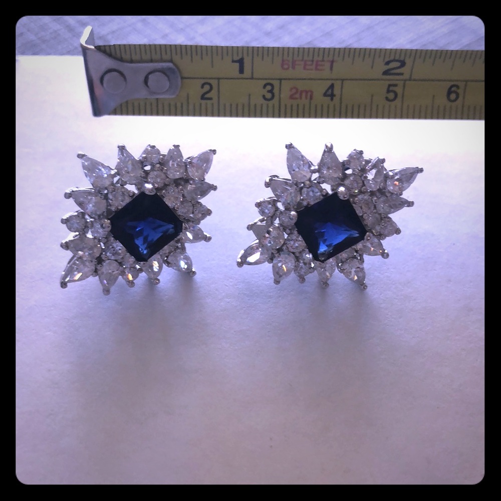 Silver cubic zirconia earrings - Picture 6 of 6